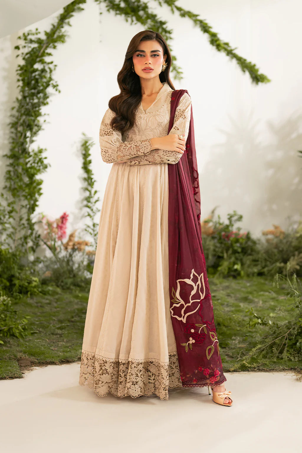 IFE-05 Embroidered Lawn