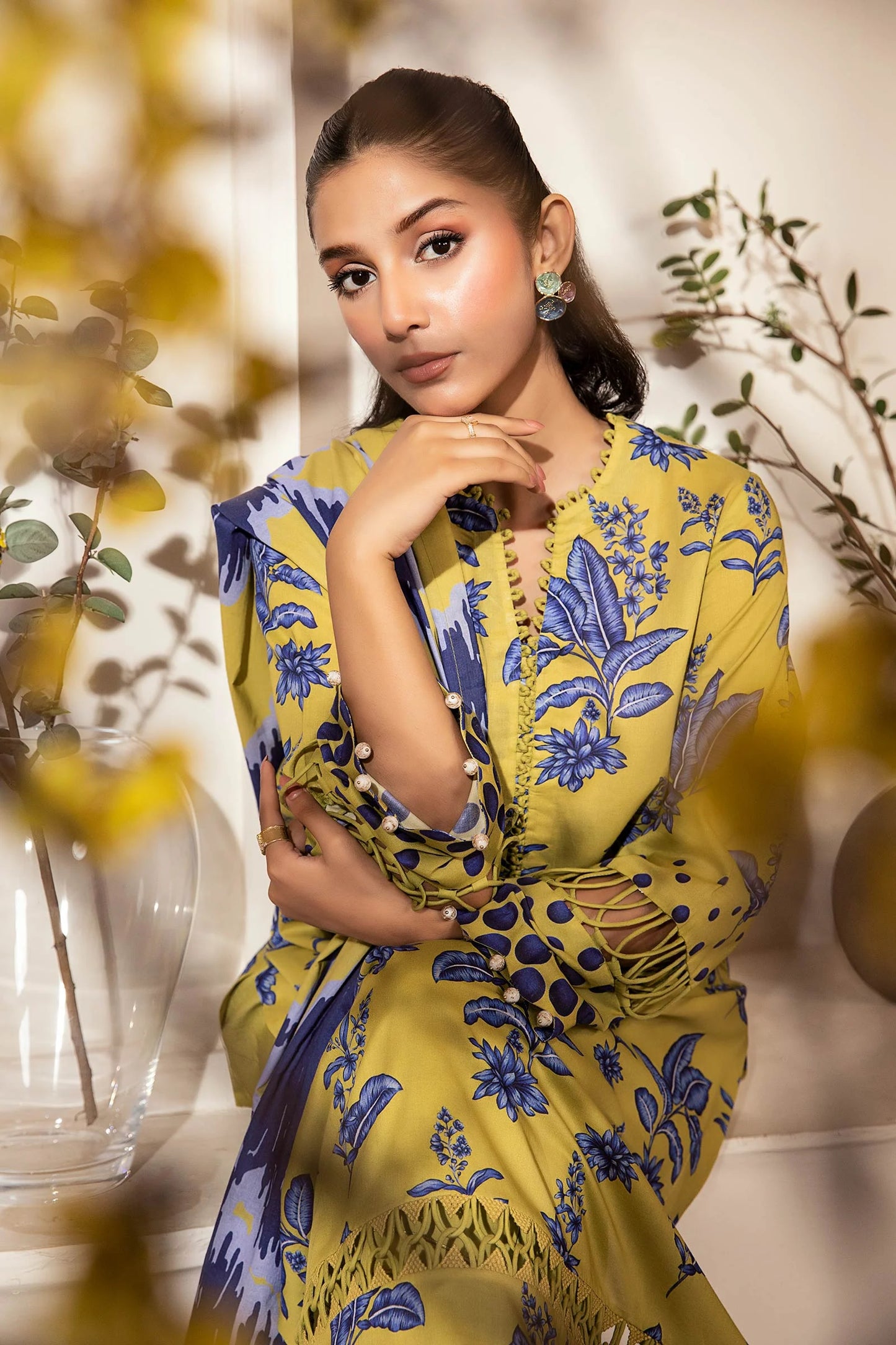 3 Pc Unstitched Printed Lawn Suit