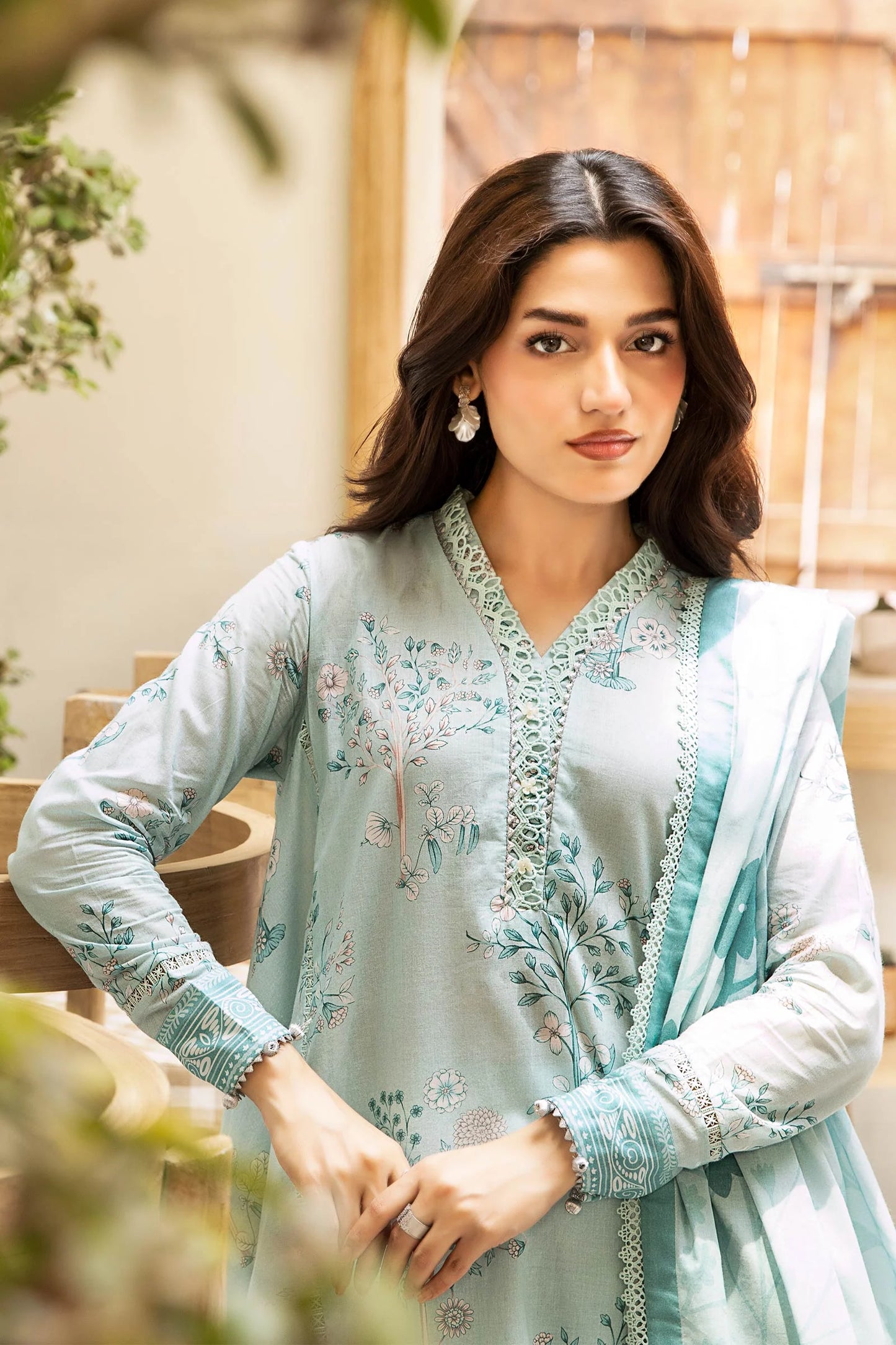 3 Pc Unstitched Printed Lawn Suit