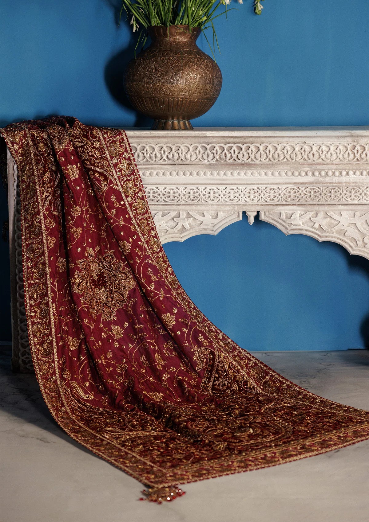 UDAIPUR - MAROON VELVET SHAWL