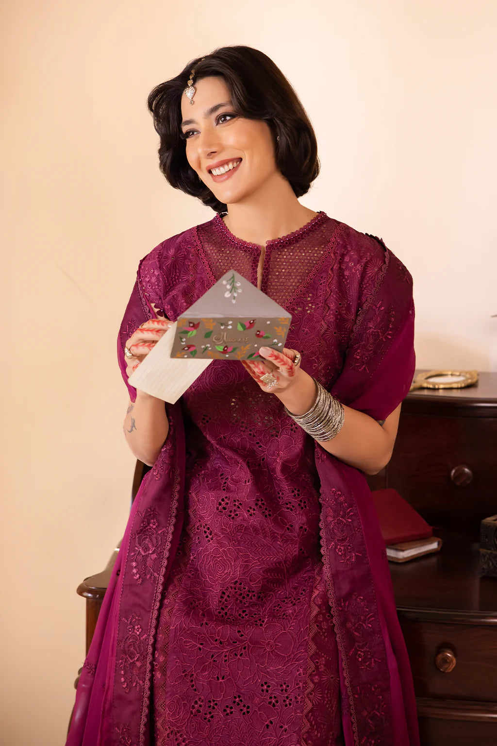 NKG-11 EMBROIDERED LAWN