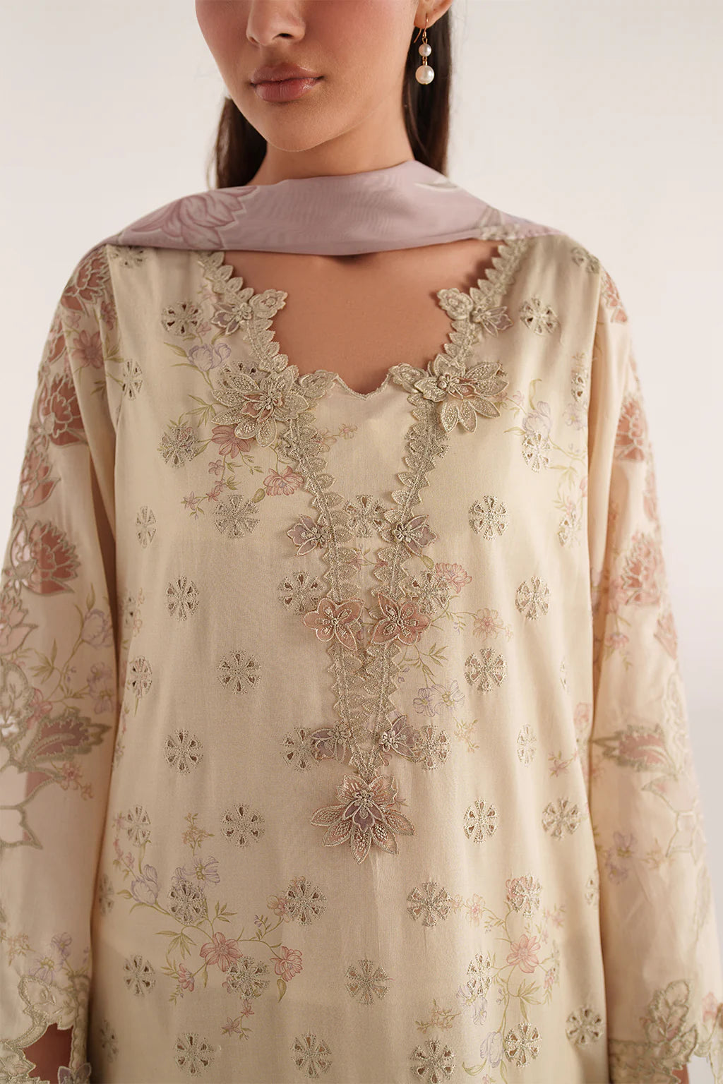 SS-06 Embroidered Lawn