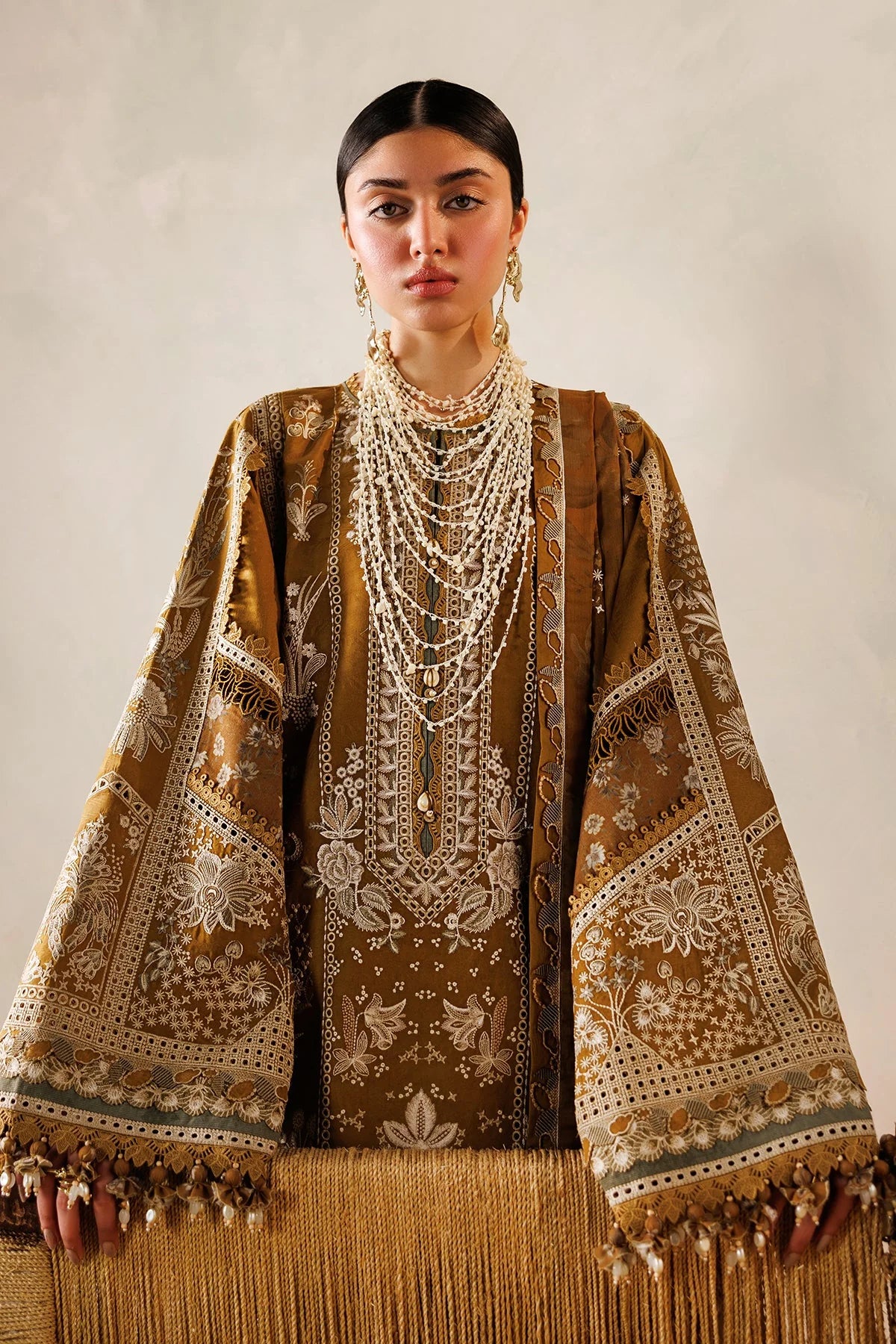 EMBROIDERED LAWN EL26-D07