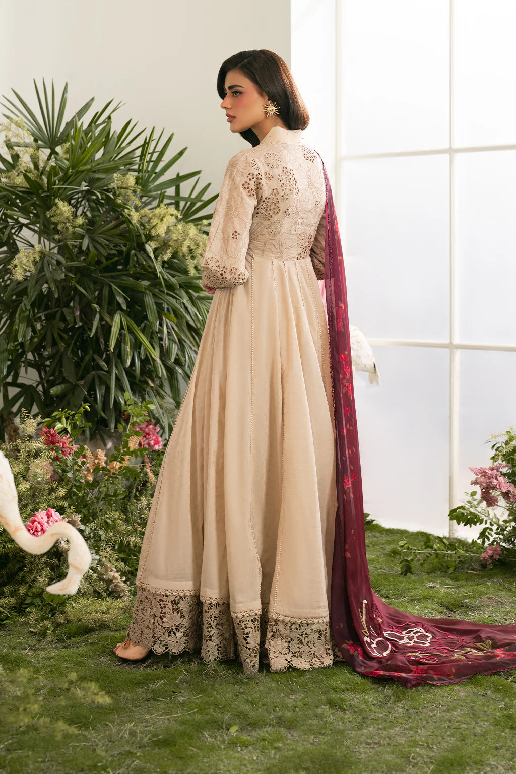 IFE-05 Embroidered Lawn