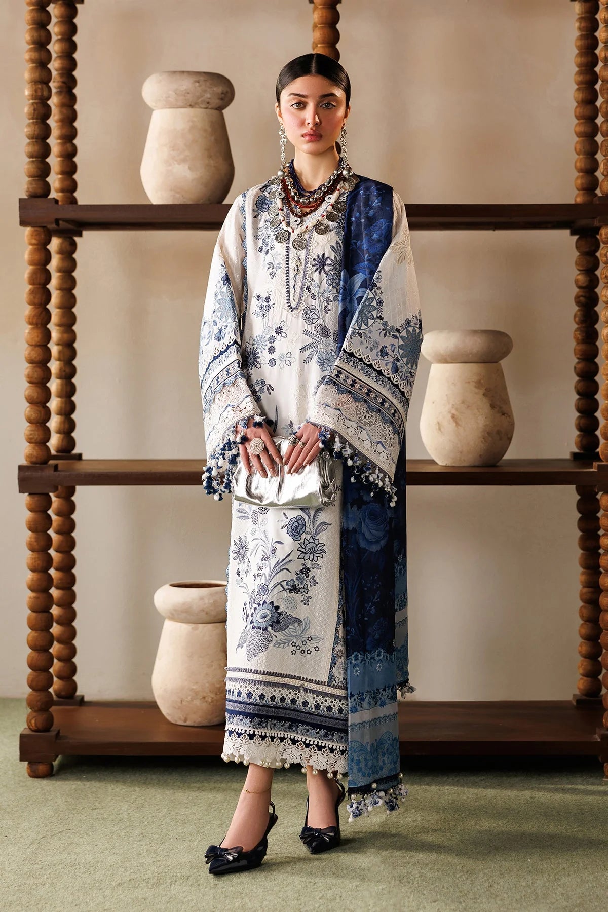 EMBROIDERED LAWN EL26-D06