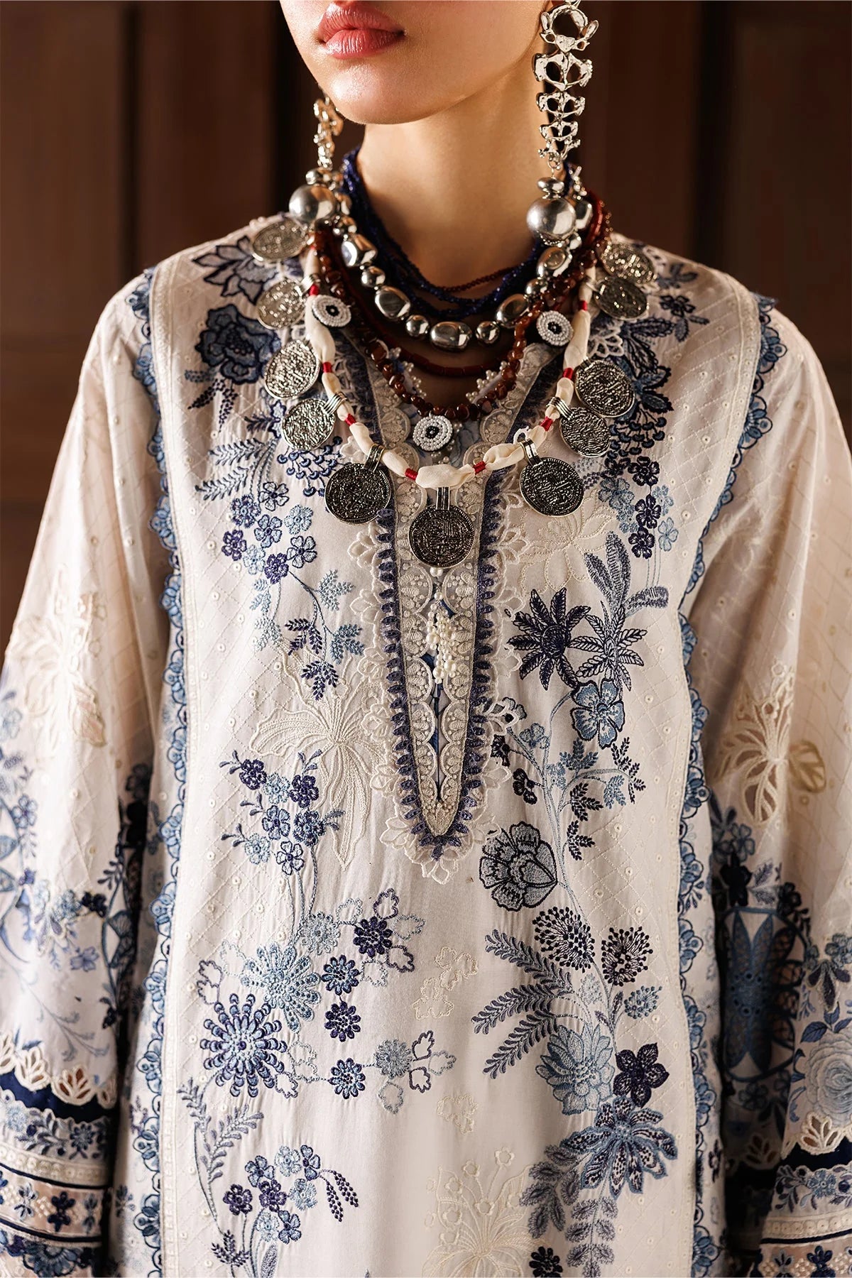 EMBROIDERED LAWN EL26-D06